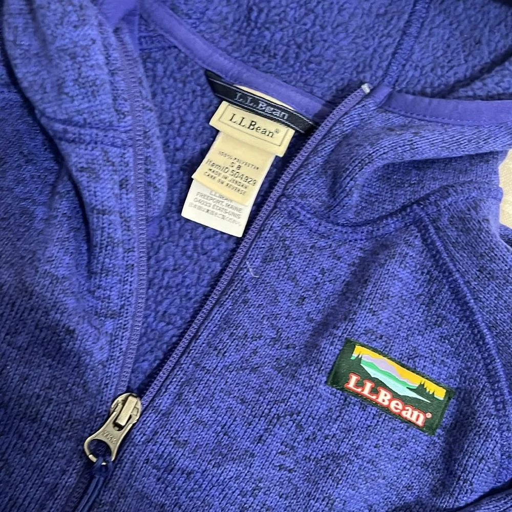LL bean like new - Picture 2 of 2